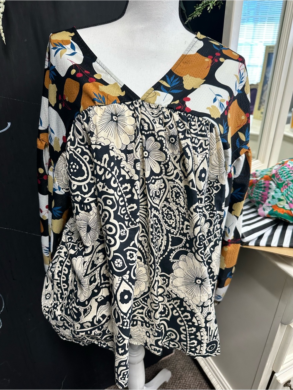 BUCKETLIST Mixed Print V-Neck Tunic in Black, Cream & Mustard